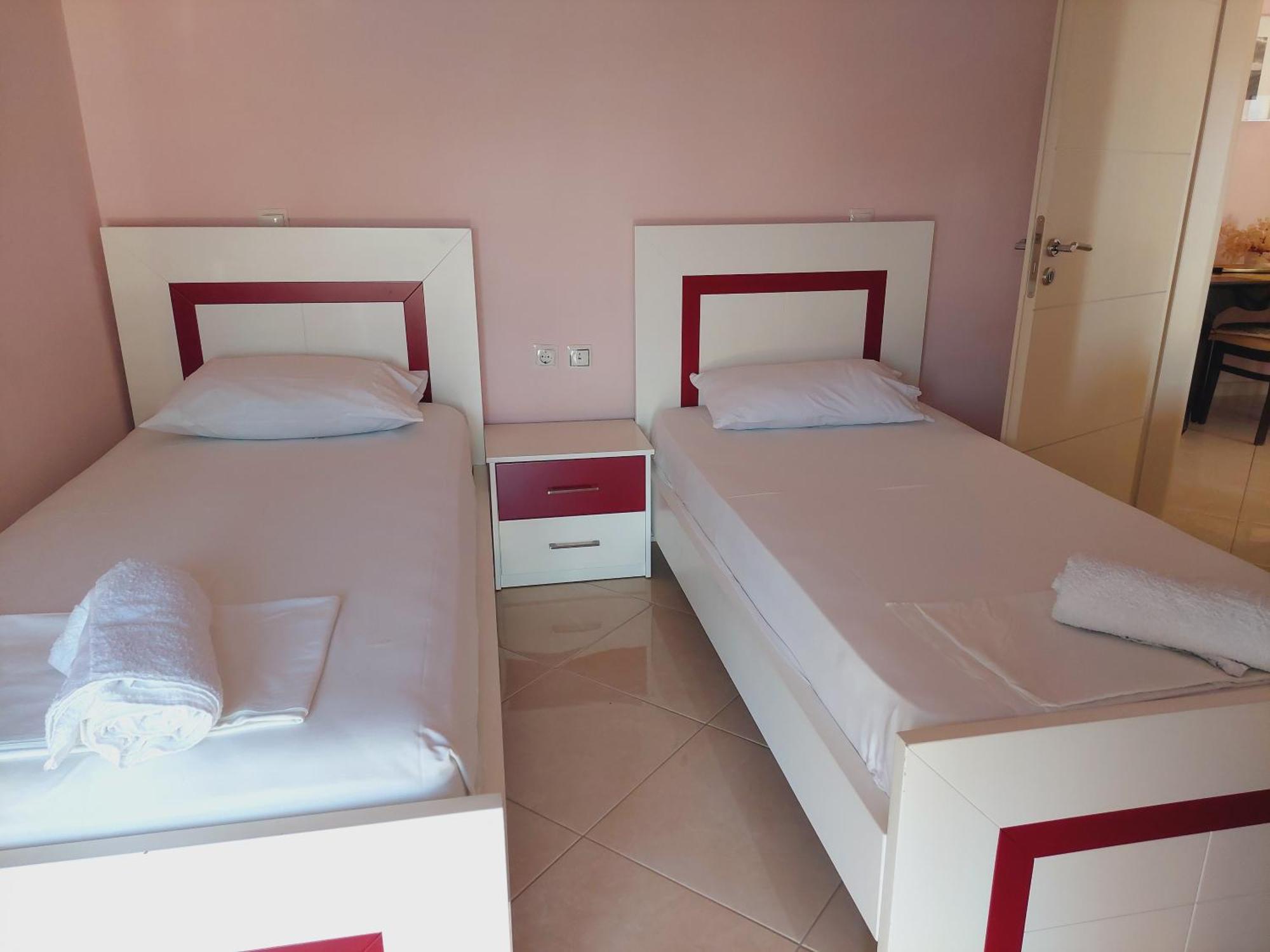 Apartment Adi Sarandë Exteriör bild