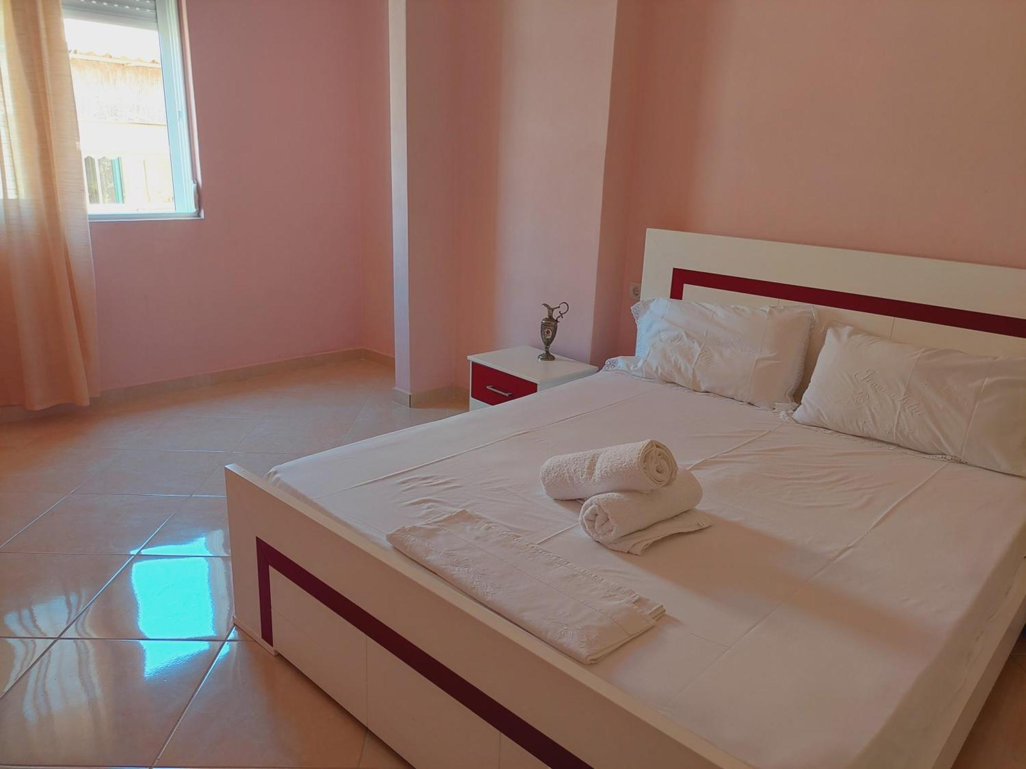 Apartment Adi Sarandë Exteriör bild